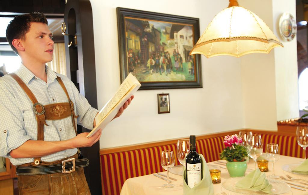 Hotel Tirolerhof Sankt Anton am Arlberg Exteriör bild