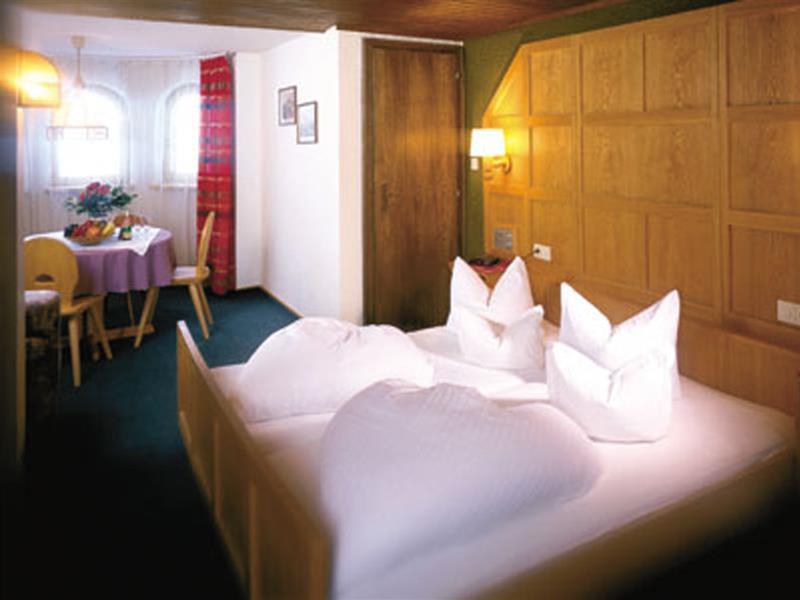 Hotel Tirolerhof Sankt Anton am Arlberg Exteriör bild